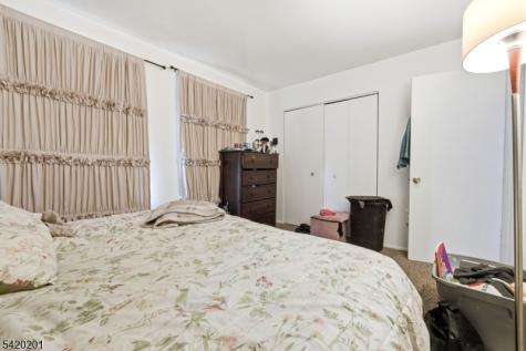 120 Carnegie Place Union NJ 07088