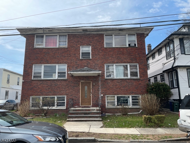 9 Bachman Place Irvington NJ 07111