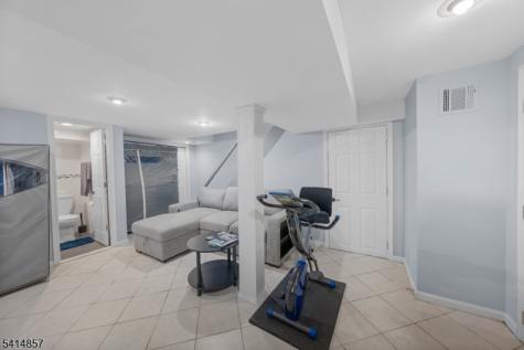 1066 W Chestnut Street Union NJ 07083