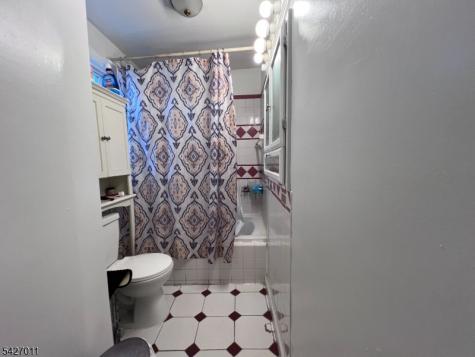 568 14TH Avenue Paterson NJ 07504