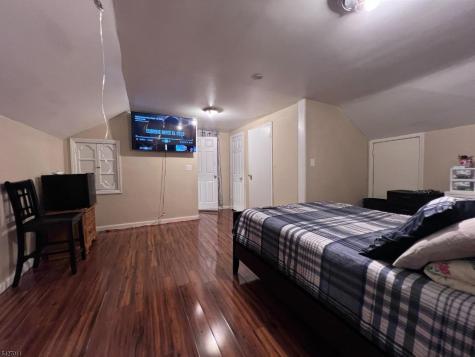 568 14TH Avenue Paterson NJ 07504