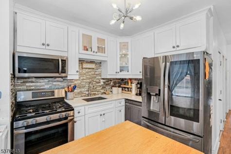 16 Stegman Terrace Jersey City NJ 07305