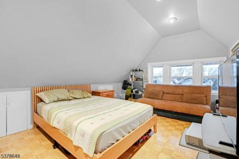 16 Stegman Terrace Jersey City NJ 07305