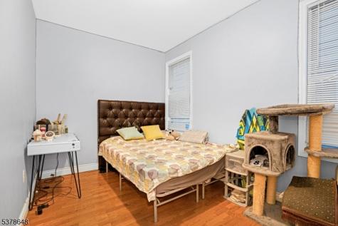 16 Stegman Terrace Jersey City NJ 07305