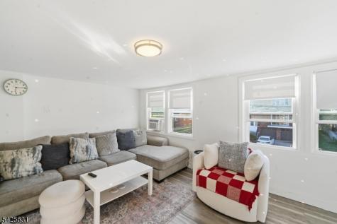 60 Westervelt Place Lodi NJ 07644