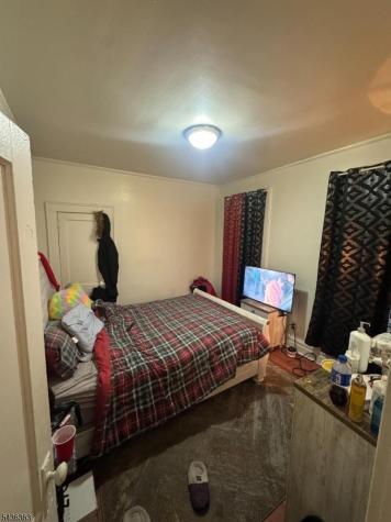 5 Mapes Terrace Newark NJ 07112