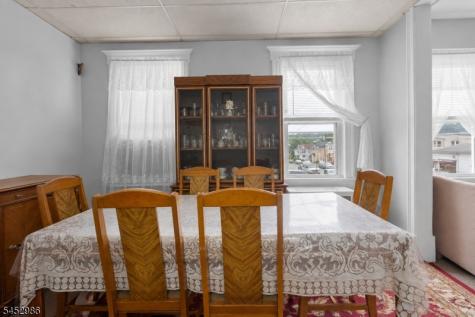 54 Genessee Avenue Paterson NJ 07503