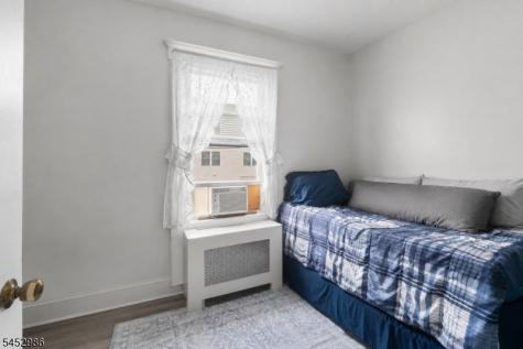 54 Genessee Avenue Paterson NJ 07503