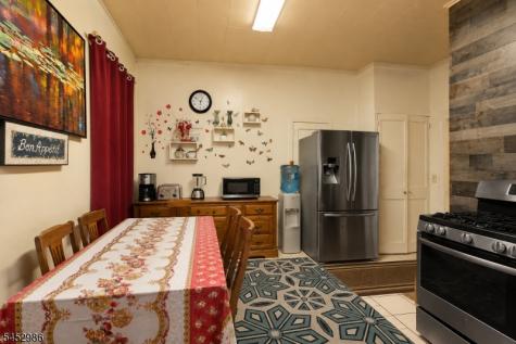 54 Genessee Avenue Paterson NJ 07503