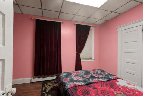 54 Genessee Avenue Paterson NJ 07503
