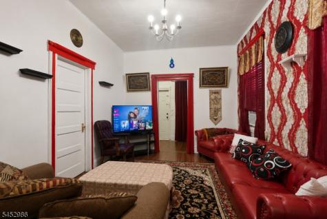 54 Genessee Avenue Paterson NJ 07503