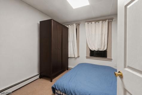 54 Genessee Avenue Paterson NJ 07503