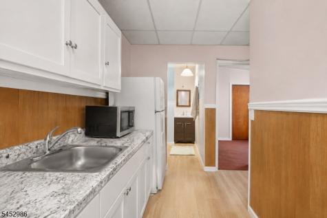 54 Genessee Avenue Paterson NJ 07503