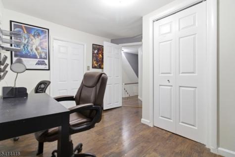 1922 Barnett Street Rahway NJ 07065
