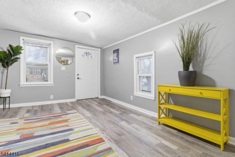 1922 Barnett Street Rahway NJ 07065