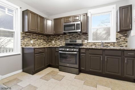 1922 Barnett Street Rahway NJ 07065