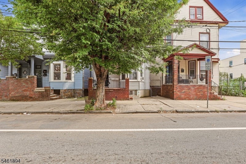 187 2ND Street Newark NJ 07107