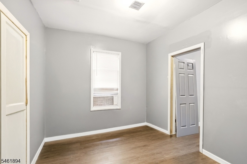 187 2ND Street Newark NJ 07107