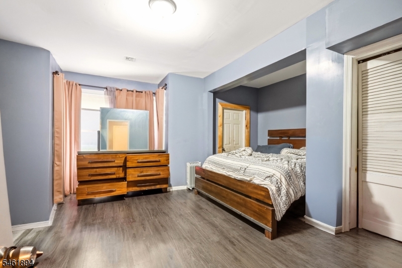 187 2ND Street Newark NJ 07107