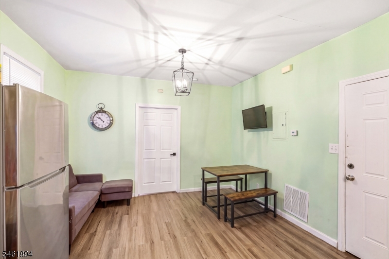 187 2ND Street Newark NJ 07107