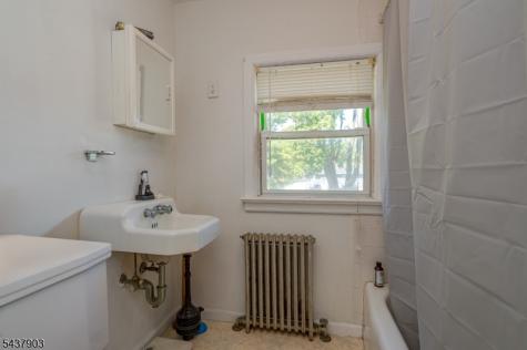 137 Valpeck Avenue Raritan NJ 08869