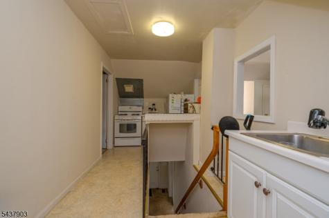 137 Valpeck Avenue Raritan NJ 08869