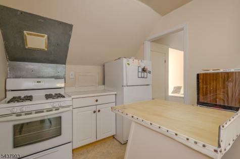 137 Valpeck Avenue Raritan NJ 08869