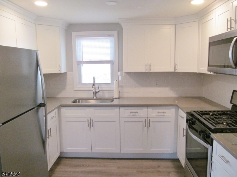11 Meehan Avenue Raritan NJ 08869