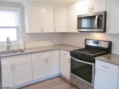 11 Meehan Avenue Raritan NJ 08869