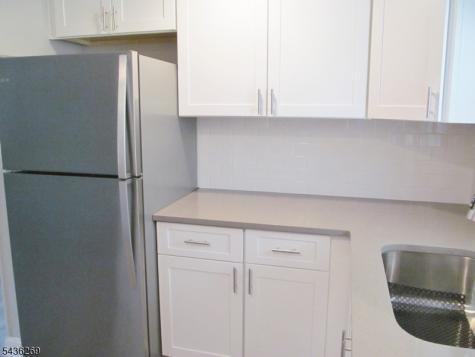 11 Meehan Avenue Raritan NJ 08869