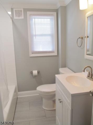11 Meehan Avenue Raritan NJ 08869