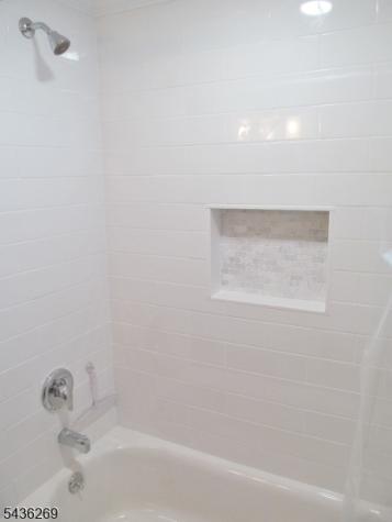 11 Meehan Avenue Raritan NJ 08869