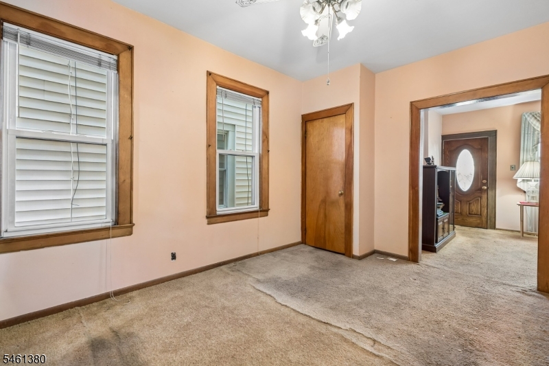 912 Roosevelt Street Elizabeth NJ 07202
