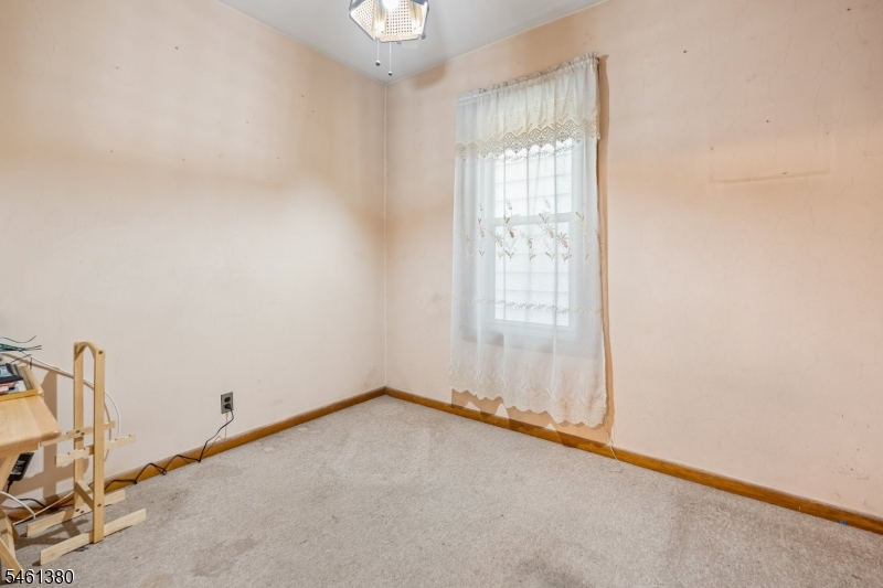 912 Roosevelt Street Elizabeth NJ 07202
