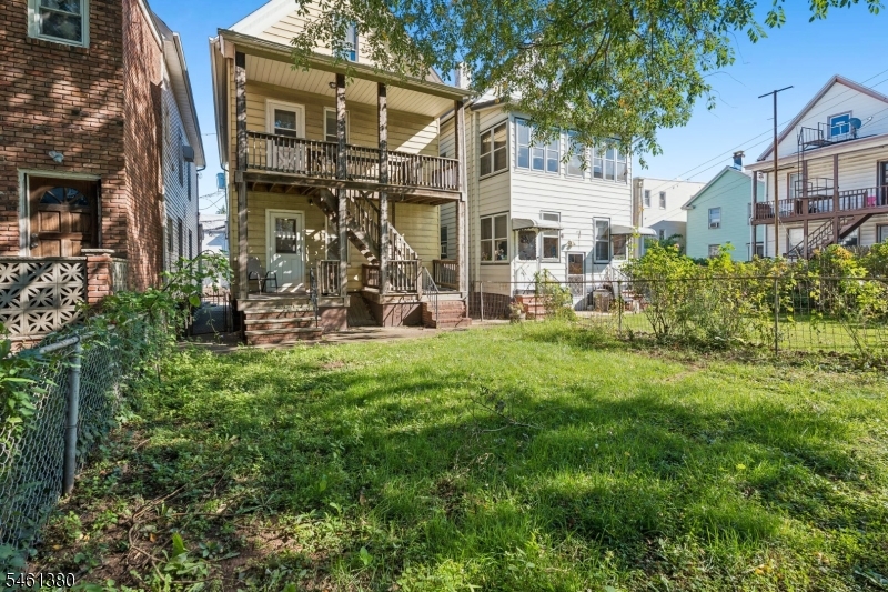 912 Roosevelt Street Elizabeth NJ 07202