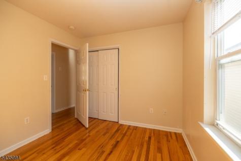 911 Flora Street Elizabeth NJ 07201