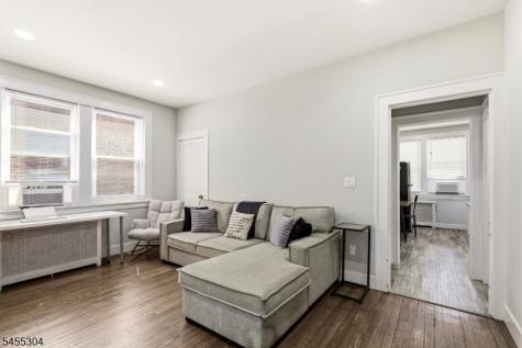 27 Lindsley Place East Orange NJ 07018
