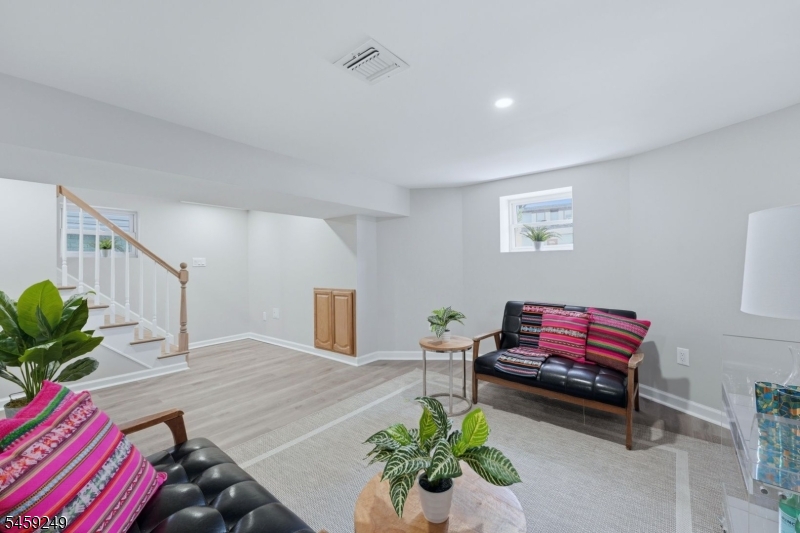 289 Glenwood Avenue East Orange NJ 07017