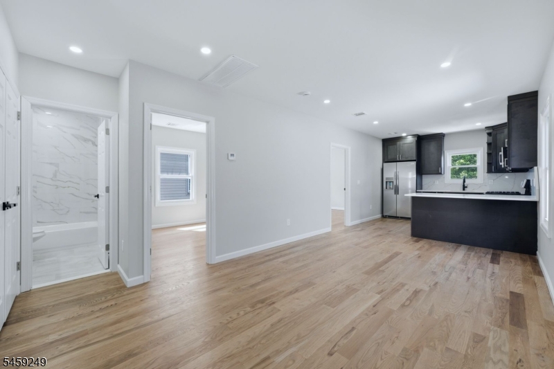 289 Glenwood Avenue East Orange NJ 07017