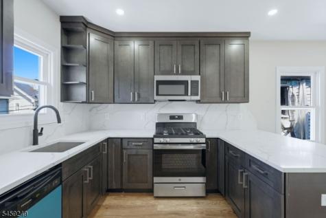289 Glenwood Avenue East Orange NJ 07017