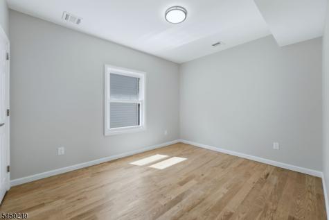 289 Glenwood Avenue East Orange NJ 07017