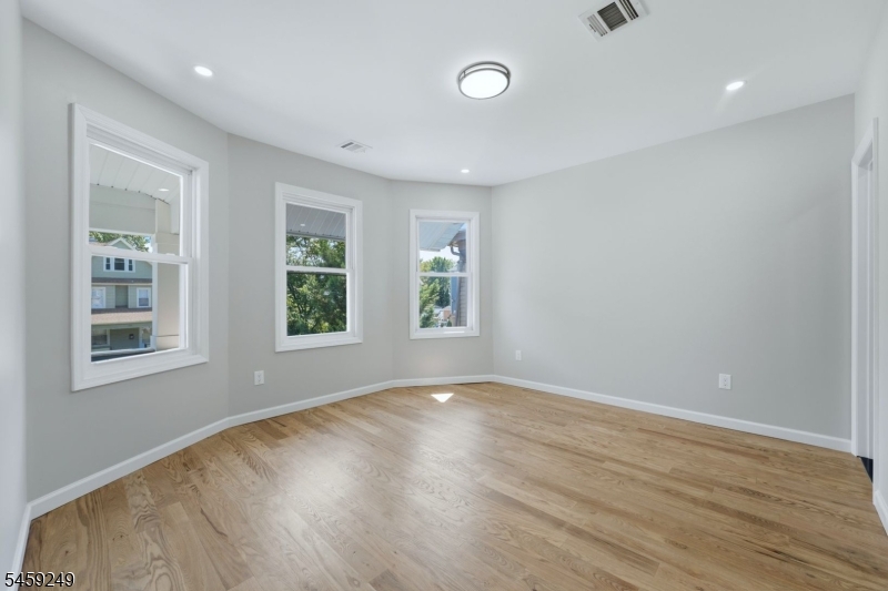 289 Glenwood Avenue East Orange NJ 07017