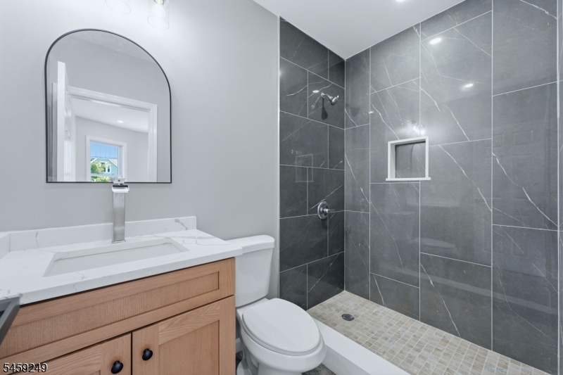 289 Glenwood Avenue East Orange NJ 07017
