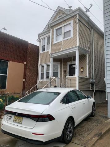 330 River Drive Garfield NJ 07026