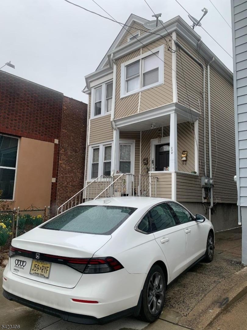 330 River Drive Garfield NJ 07026