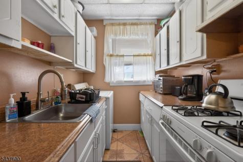 11 Yereance Avenue Clifton NJ 07011