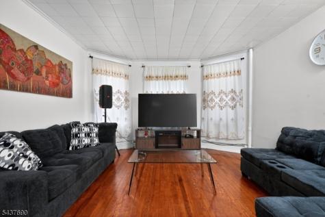 11 Yereance Avenue Clifton NJ 07011