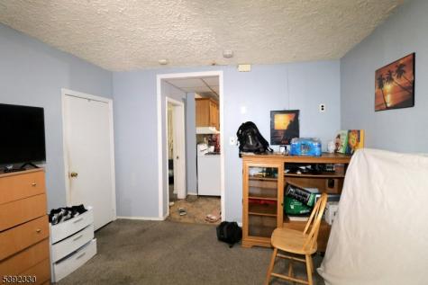 233 Adams Street Newark NJ 07105