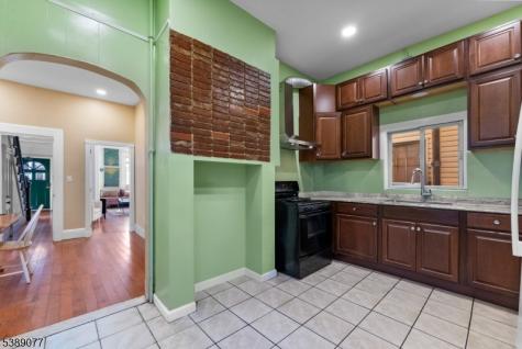 30 Gardner Avenue Jersey City NJ 07304