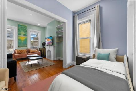 30 Gardner Avenue Jersey City NJ 07304